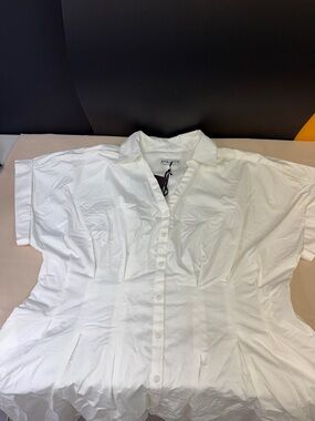 Ava & Viv White Short Sleeve Pleated Button Front Dress plus size 1X no gap fron